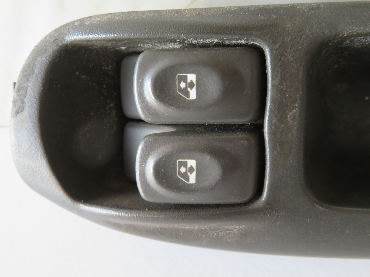 RENAULT SCENIC MK1 OS DRIVER WINDOW SWITCHES 7700431172 1999-03 AMS1523