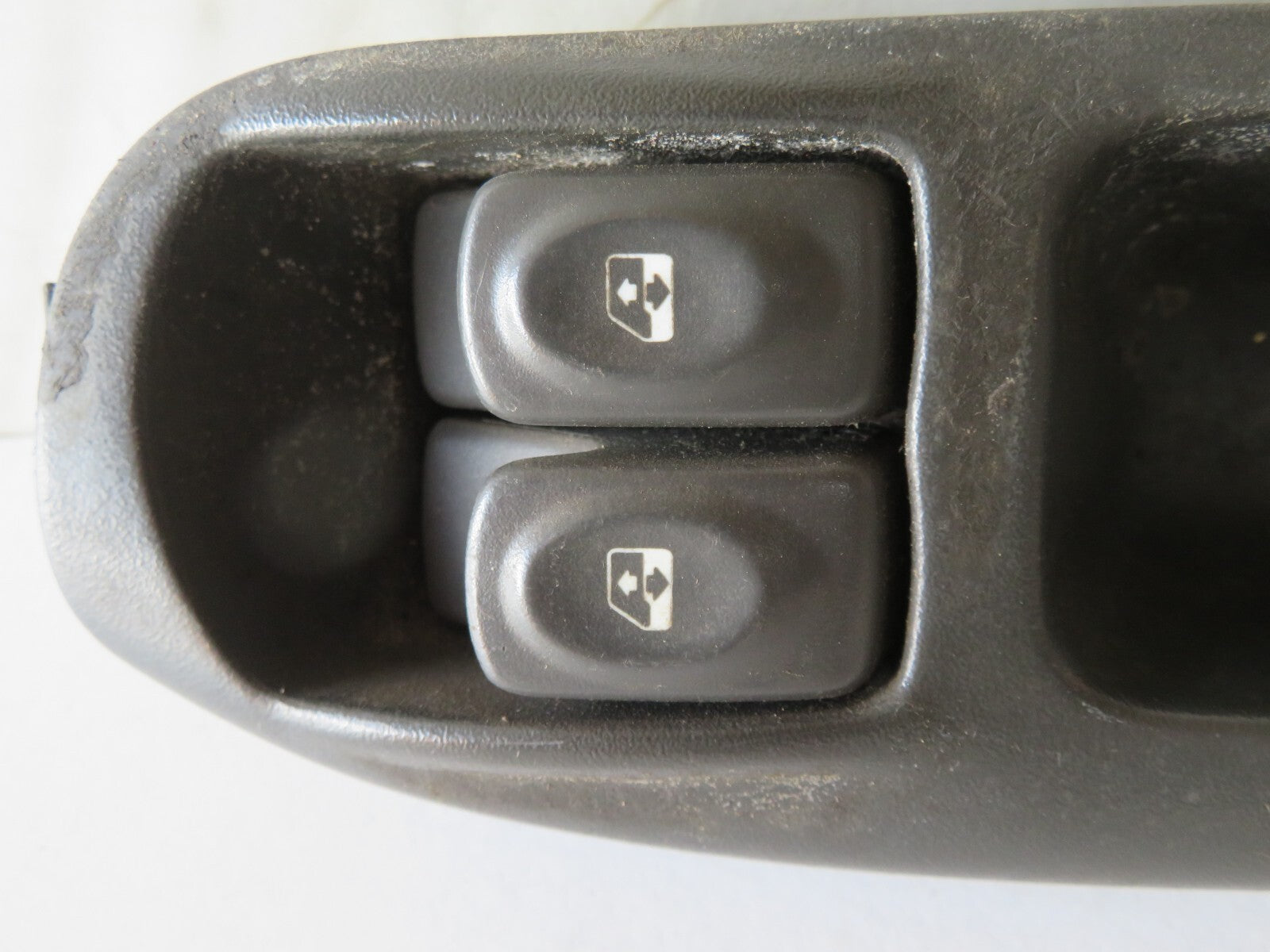 RENAULT SCENIC MK1 OS DRIVER WINDOW SWITCHES 7700431172 1999-03 AMS1523