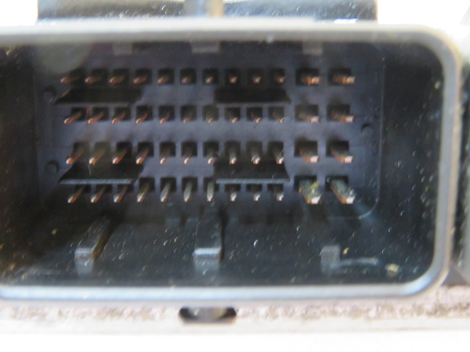 RENAULT TRAFFIC ENGINE ECU 0281010632 2001-2013 AS14