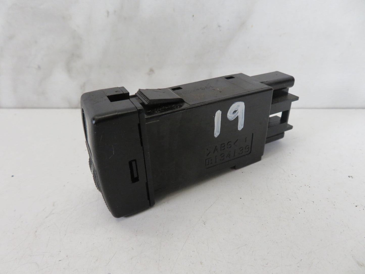MAZDA 5 MPV HEADLIGHT LEVEL ADJUST SWITCH 2005-2010 A1427-19