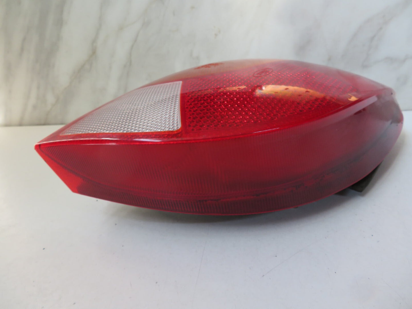 FORD KA NS PASSENGER REAR TAIL LIGHT 97KG-13N004-BA 1996-2008 A1409-1
