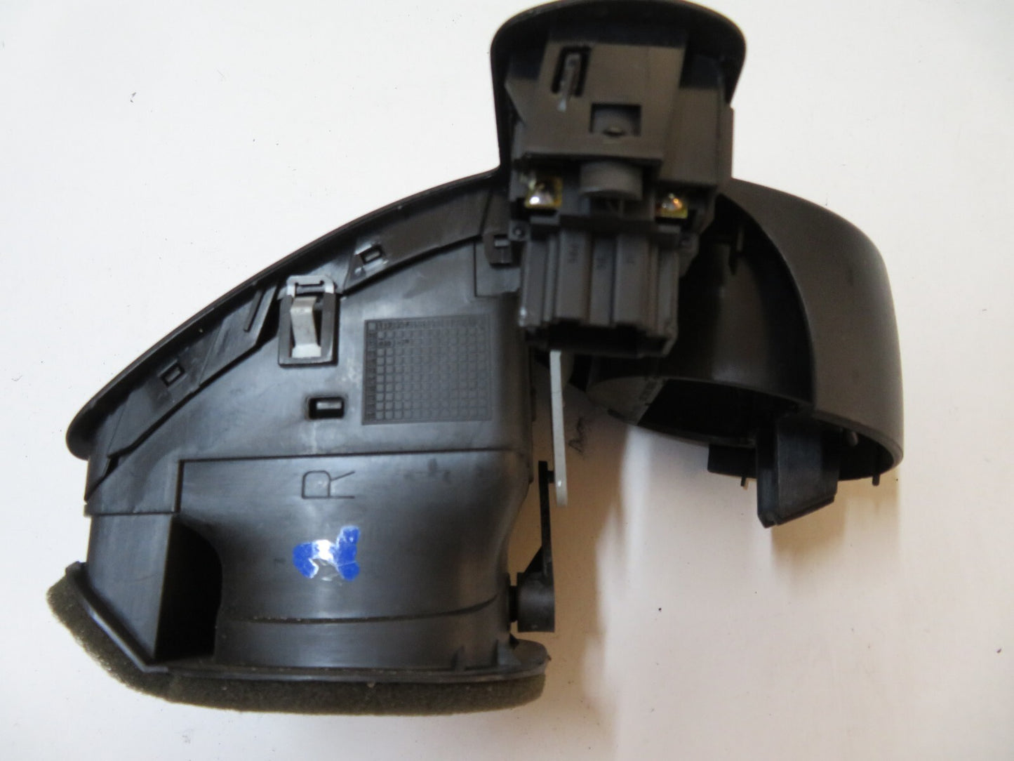 VOLKSWAGEN VW POLO 6N2 OS DRIVER AIR VENT 6X2819703 1999-2003 B8-2