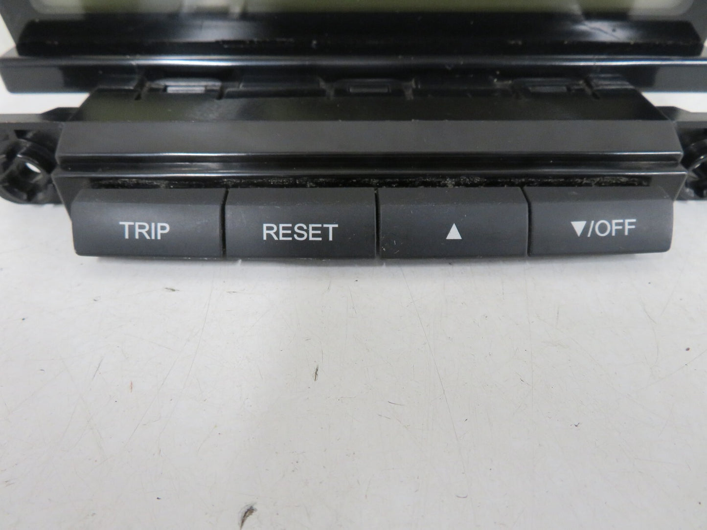 KIA CEED RADIO DISPLAY SCREEN 95710-1H300 2006-2012 MIX1348-10