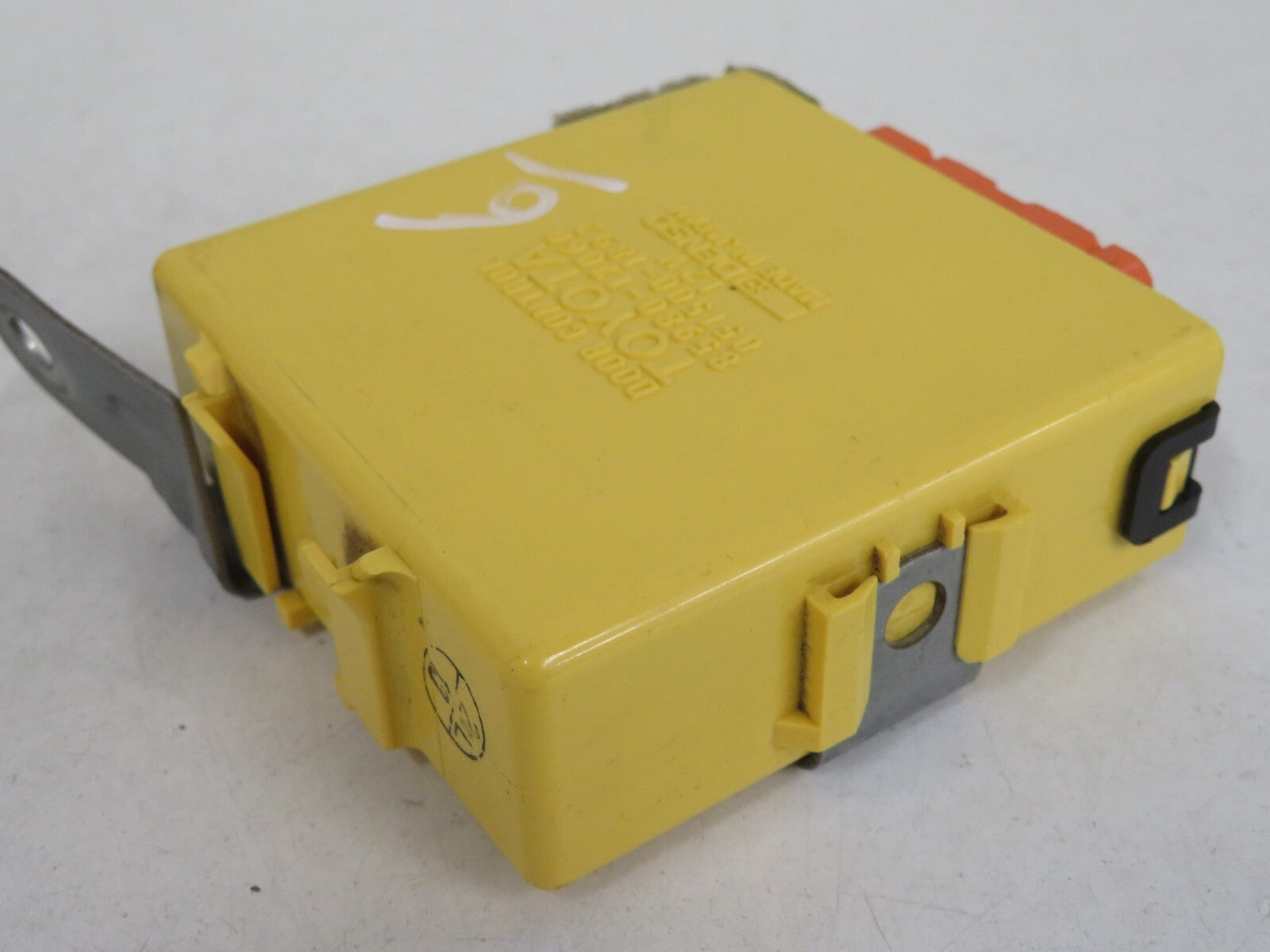 TOYOTA MR2 MK2 SW20 DOOR CONTROL MODULE RELAY 85980-17060 AM1206-6