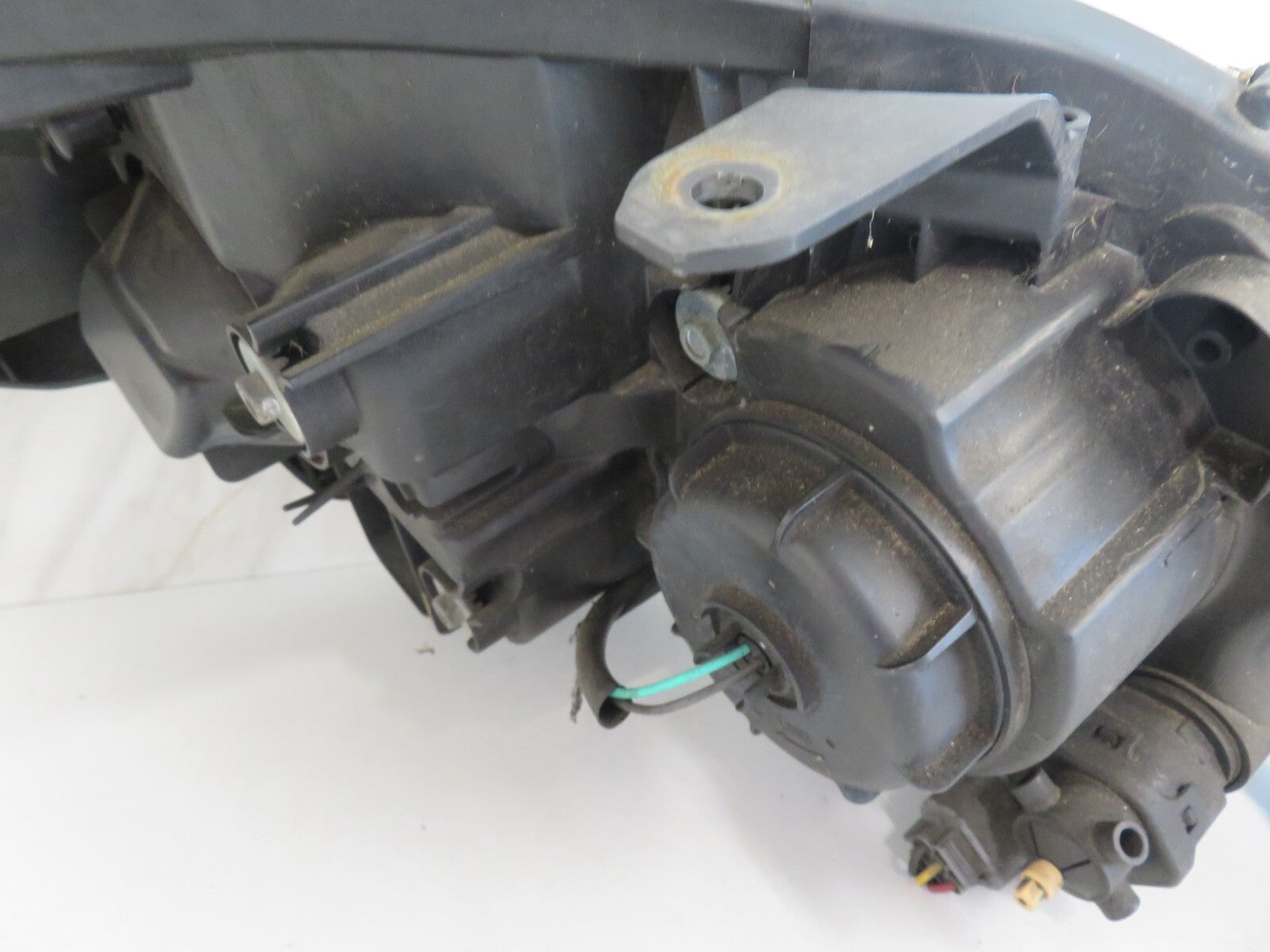 PEUGEOT 4007 NS XENON HEADLIGHT 2007-2012 BK1234