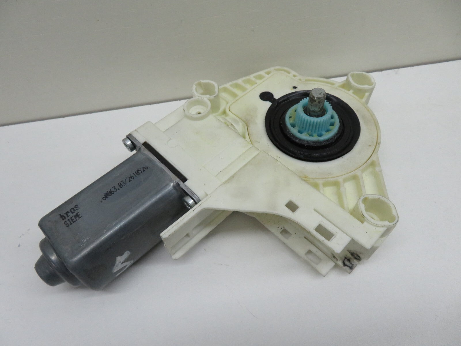 RANGE ROVER SPORT L320 OSR REAR WINDOW MOTOR 2005-2009 1235-5