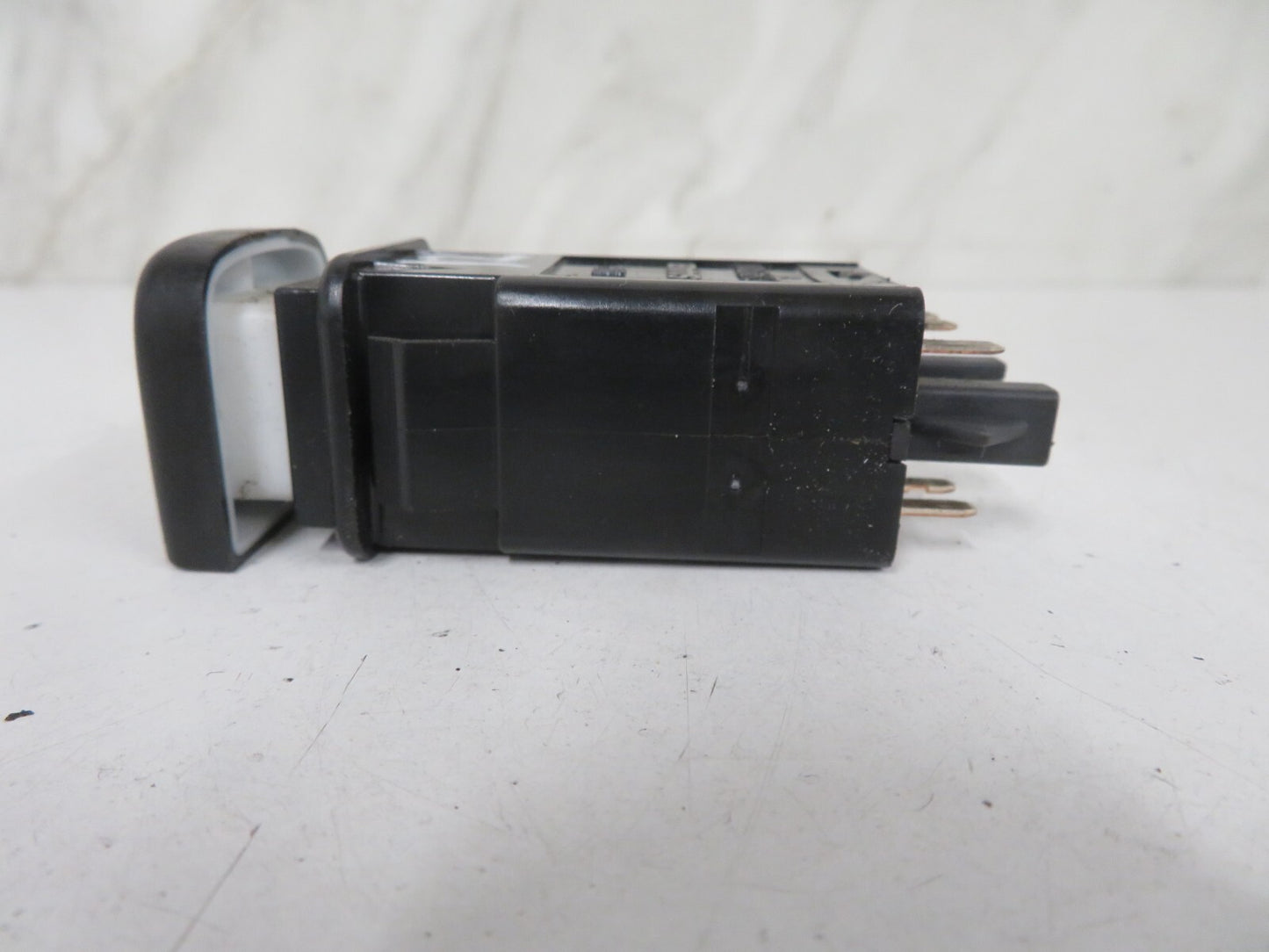 SAAB 95 9-5 ESP TRACTION SWITCH 12768425 2005-2009 MIX1349-12