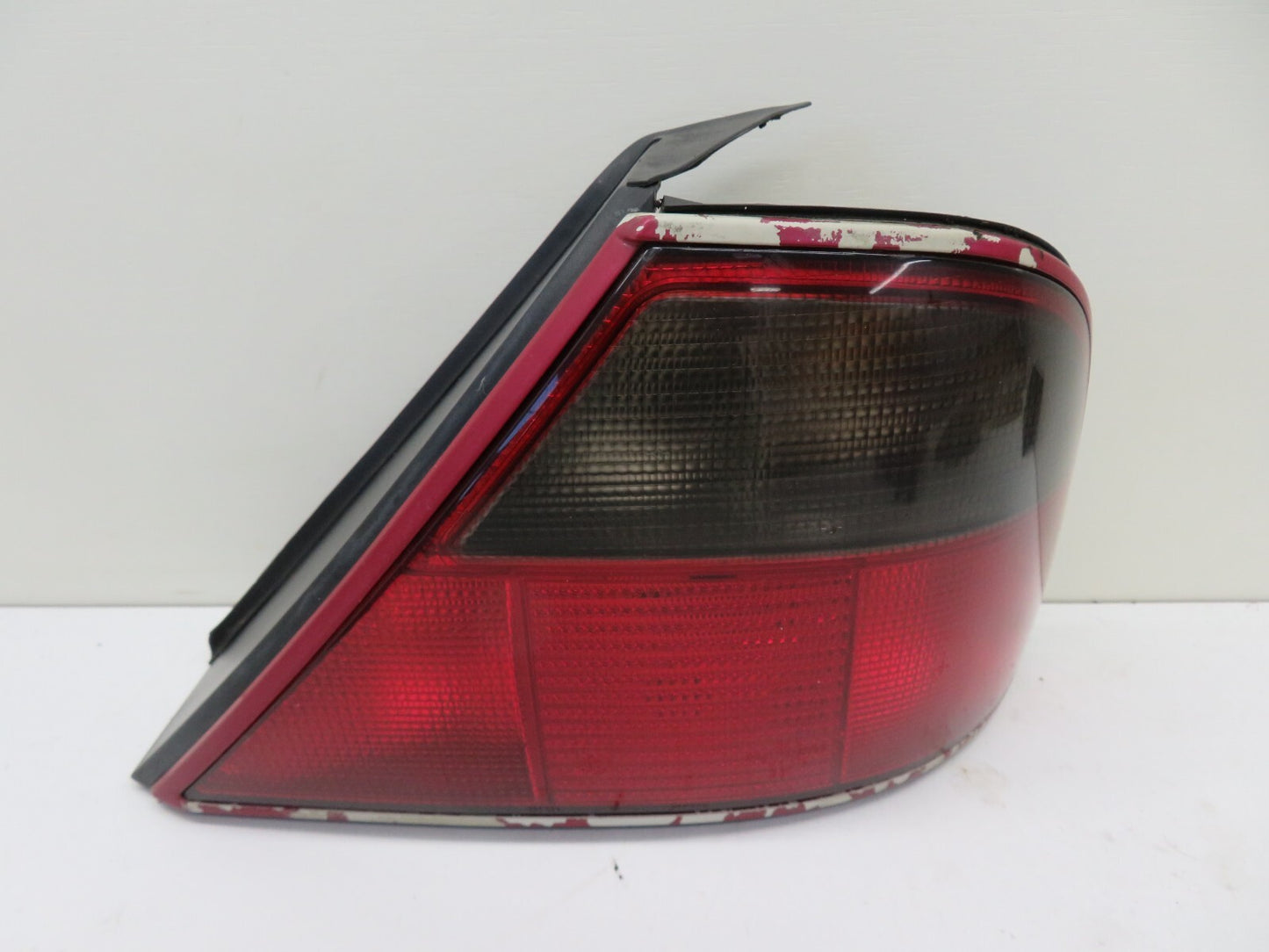 JAGUAR XJR OS DRIVER REAR TAIL LIGHT (SEE PHOTOS) 1994-2001 1730-2