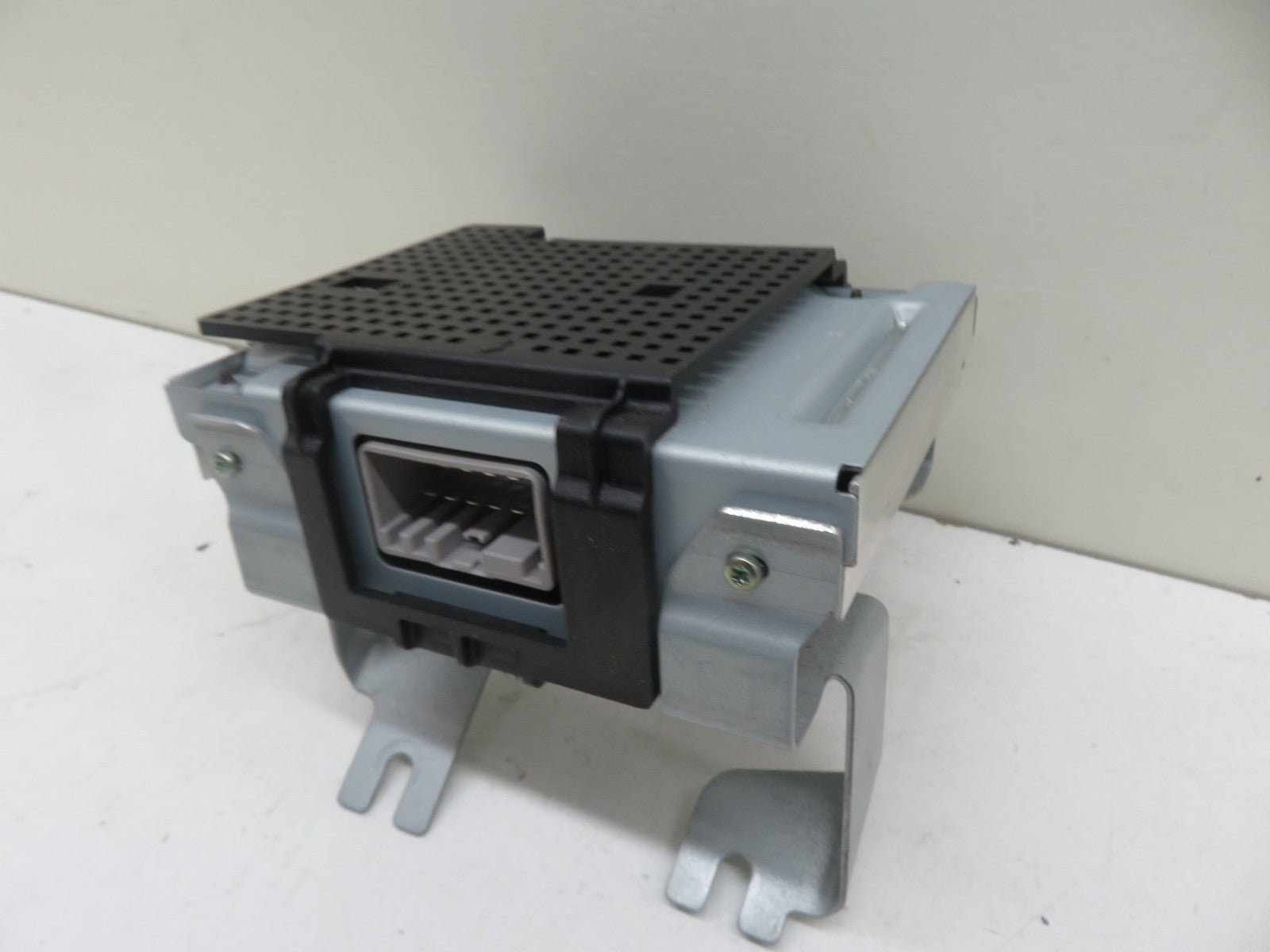 VAUXHALL MOKKA INVERTER CONTROL MODULE 95907291 2012-2016 1600-4