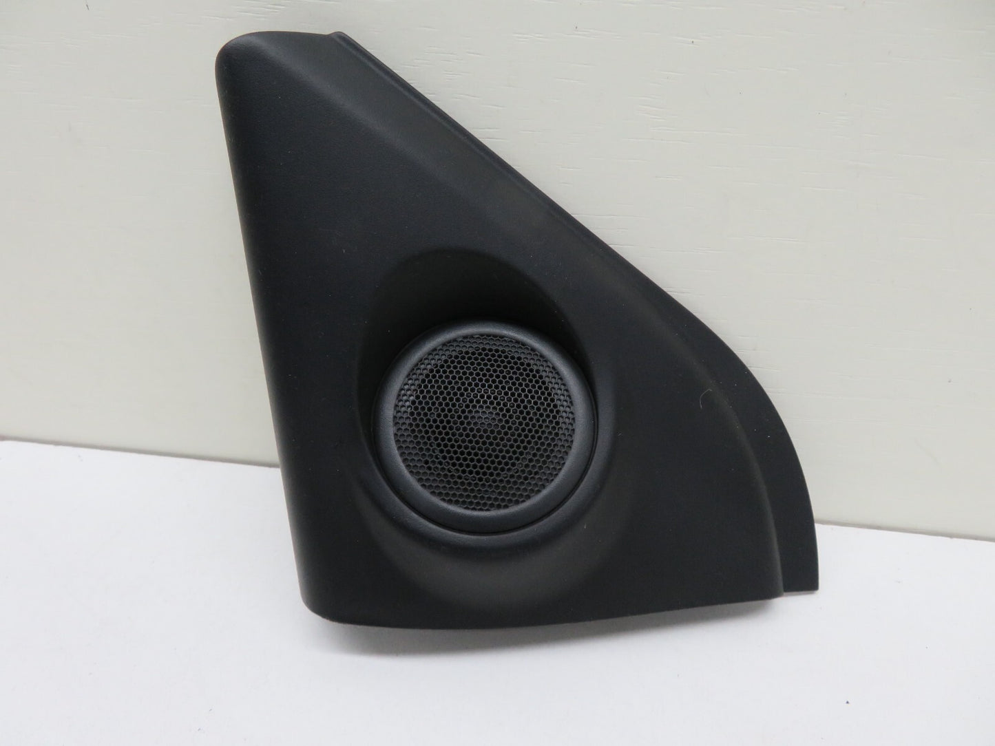 FORD MONDEO MK4 NSF PASSENGER DOOR TWEETER TRIM 2007-2014 1734-27