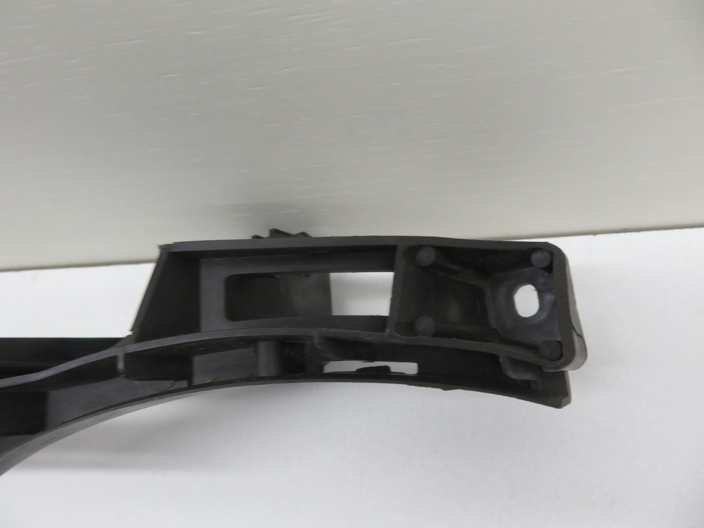 VOLKSWAGEN VW EOS OS DRIVERS SIDE BUMPER GUIDE 1Q0807890 2006-2010 1701-1