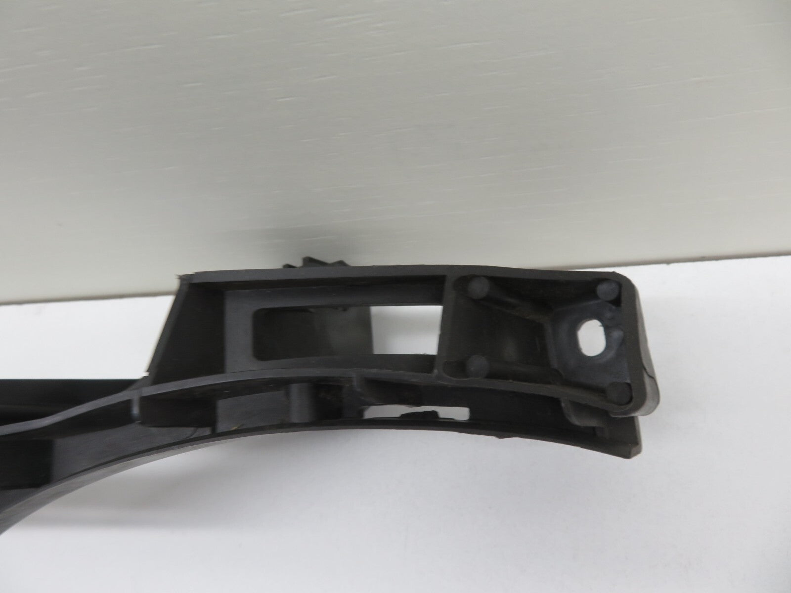 VOLKSWAGEN VW EOS OS DRIVERS SIDE BUMPER GUIDE 1Q0807890 2006-2010 1701-1