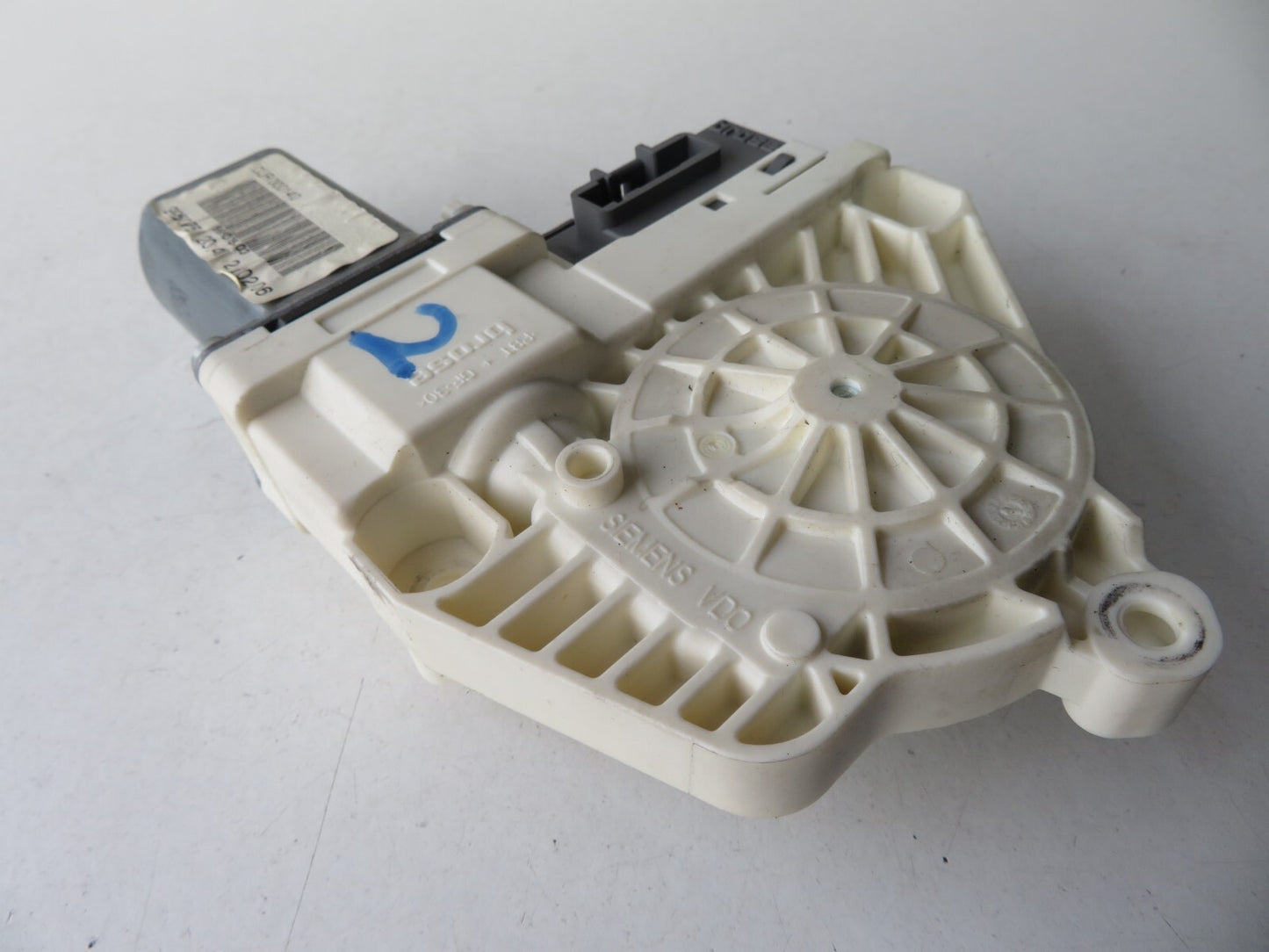 LAND ROVER DISCOVERY 3 OSF WINDOW MOTOR CUR000140 2005-2009 AMS1115-2