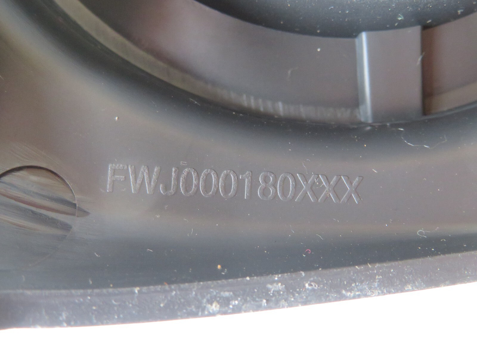 ROVER 25 CENTRE CUP HOLDERS 1999-2004 X325