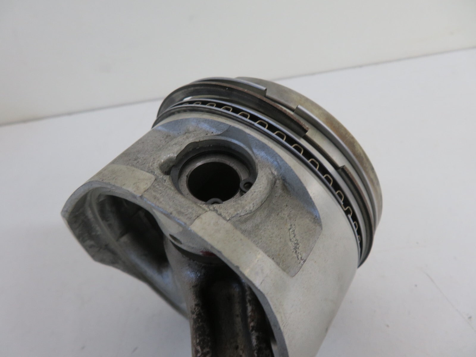 TOYOTA MR2 MK2 CELICA 3SGTE REV 1 STOCK PISTON AND CON ROD