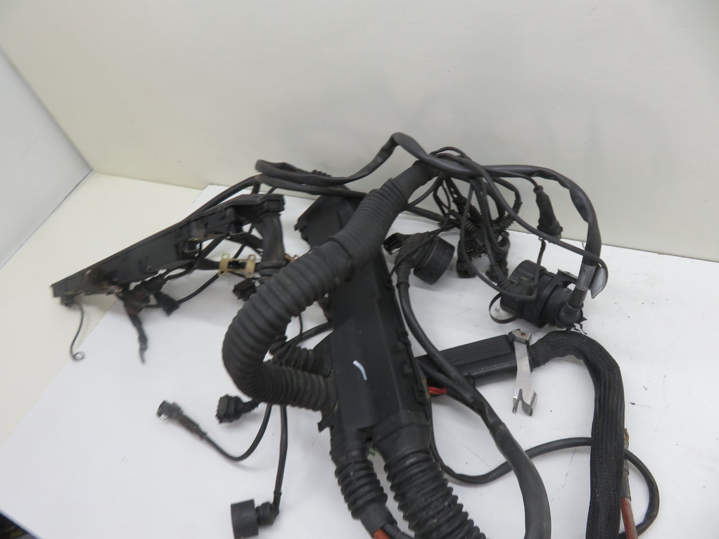 BMW E36 320I ENGINE WIRING LOOM MANUAL VERSION 1740870 1990-1999