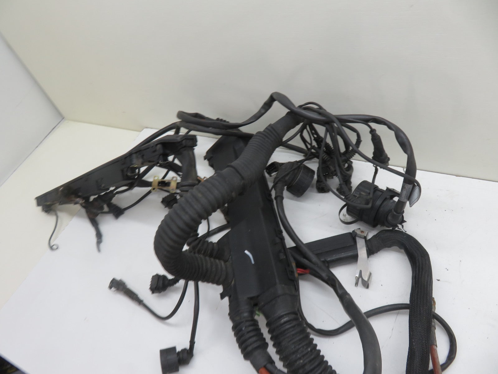 BMW E36 320I ENGINE WIRING LOOM MANUAL VERSION 1740870 1990-1999