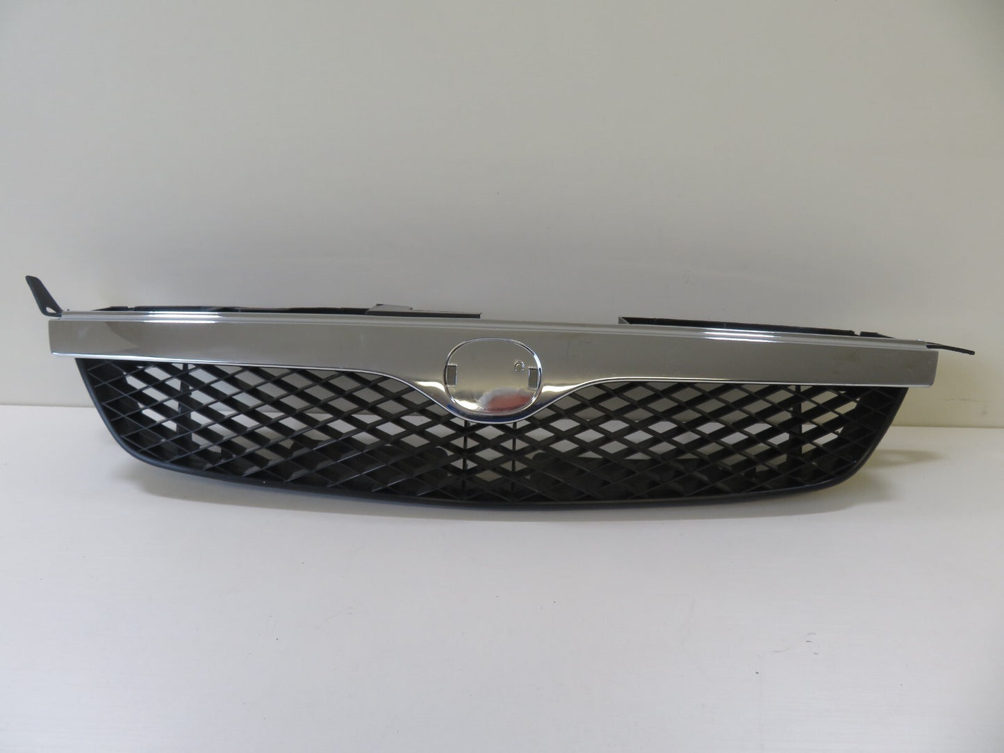 FRONT GRILLE FOR MAZDA 323 MZ07073GA FOR YEARS 1999-2000