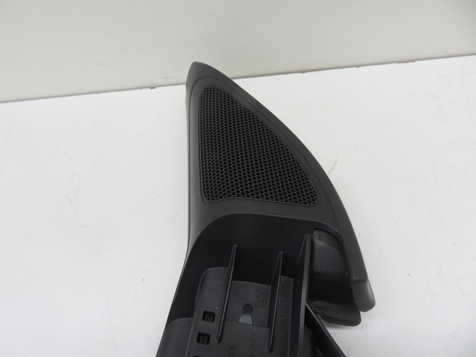 VW GOLF MK6 NS PASSENGER TWEETER COVER TRIM 2009-2013 1500-6