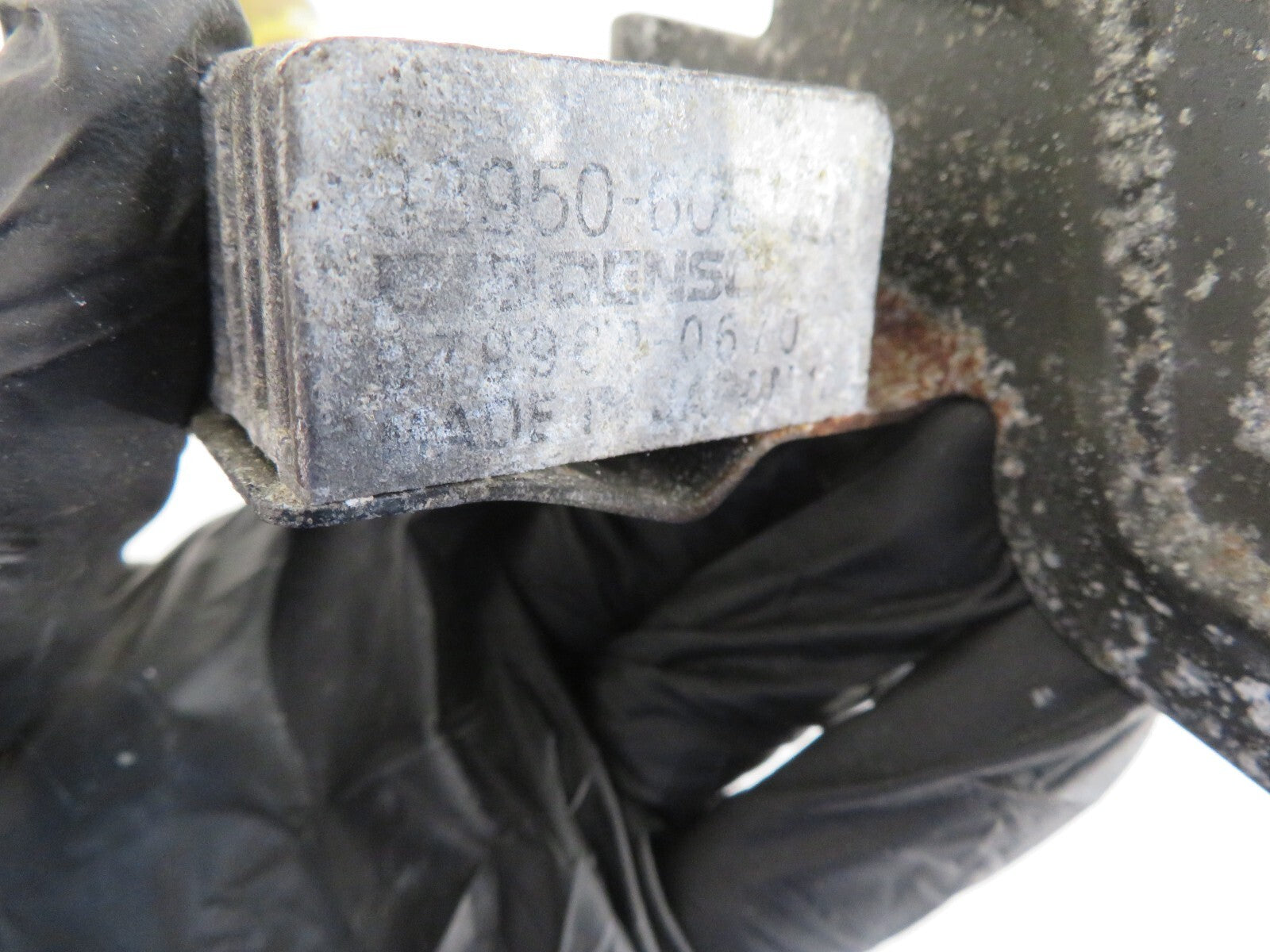 SUZUKI SWIFT GLS 1.0 FUEL INJECTOR RESISTOR 1988-2002 1439-5