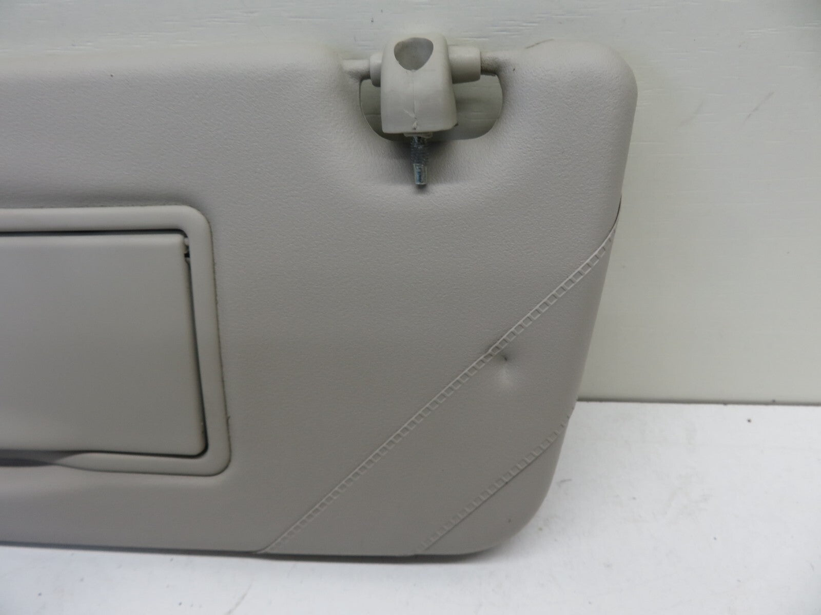 LAND ROVER FREELANDER 1 NS PASSENGER SUN VISOR 1997-2006 1734-1