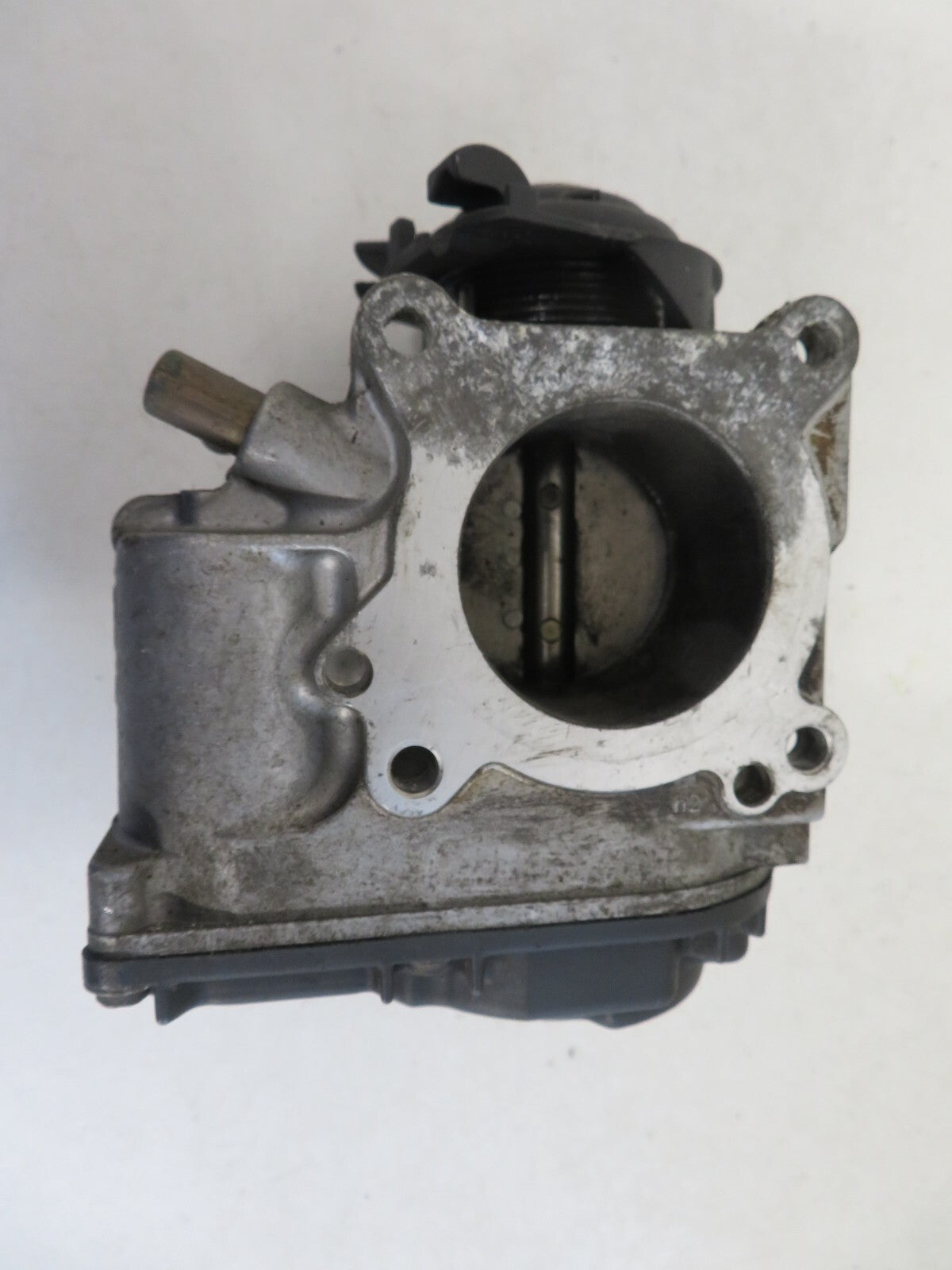 VOLKSWAGEN POLO 1.4 THROTTLE BODY 030133064F 1994-1999 VWMIX1642-4