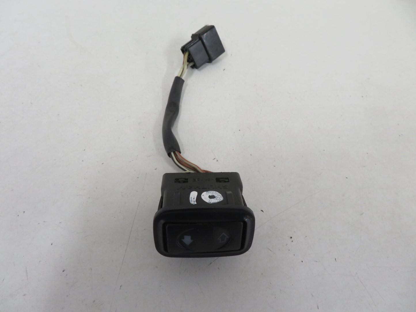 ROVER CITY ROVER REAR WINDOW SWITCH 2003-2005 1642-10