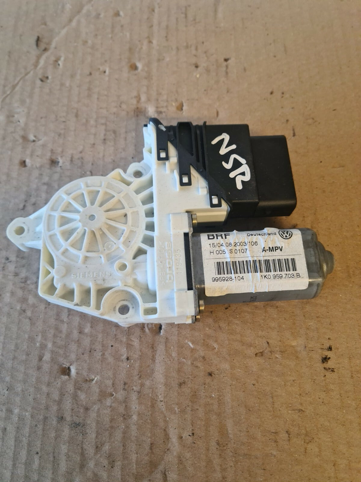VOLKSWAGEN VW TOURAN NSR WINDOW MOTOR 1K0959703B 2003-2006