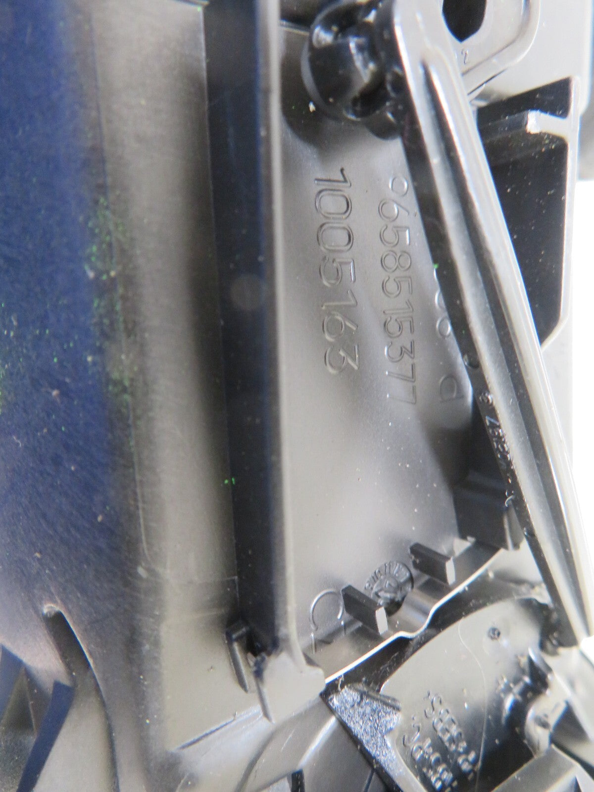 PEUGEOT 308 DASHBOARD CENTER AIR VENT 2007-2013 1410-15