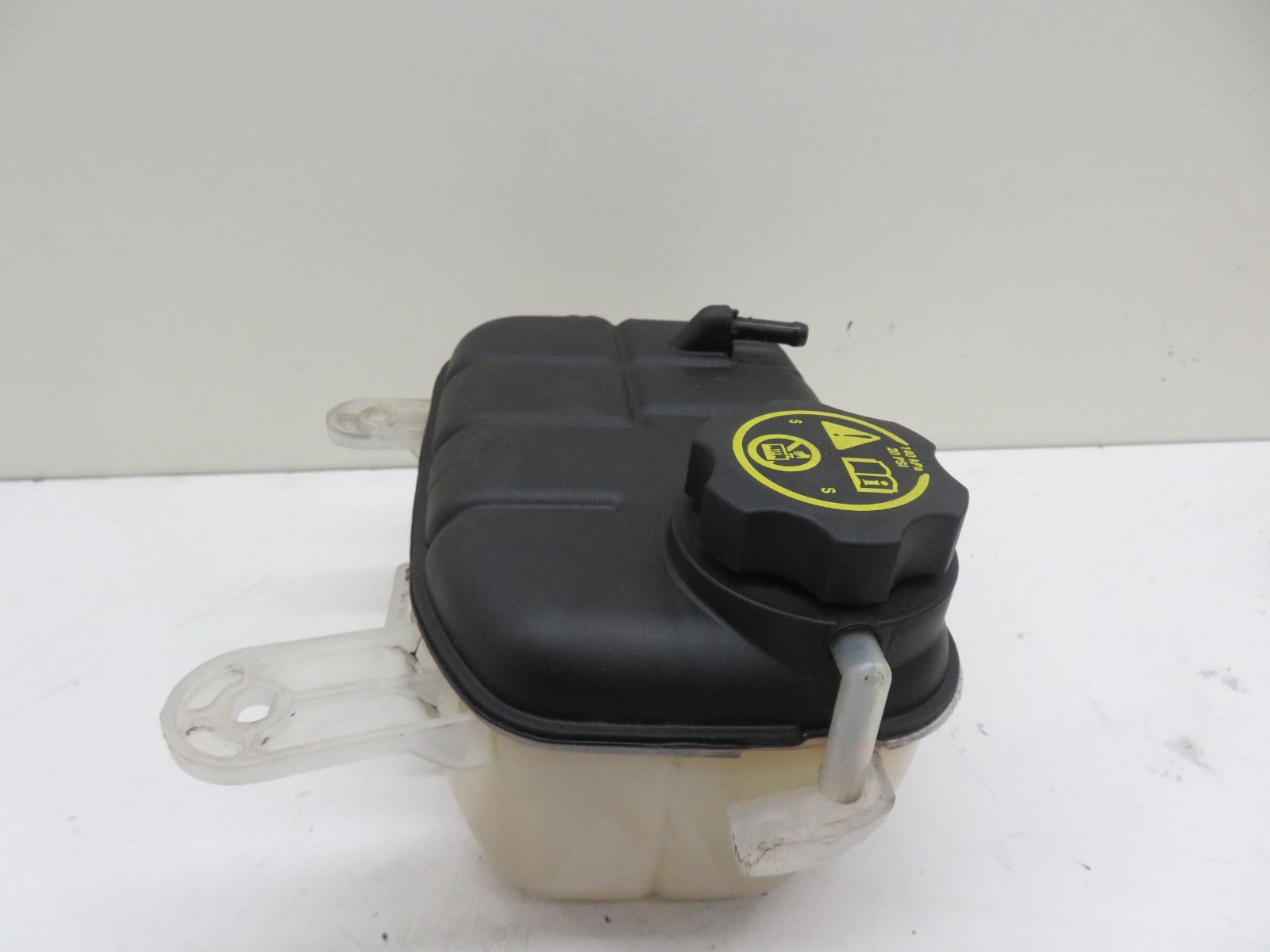 VAUXHALL MOKKA ANTIFREEZE HEADER TANK 95201979 2012-2016 1147-10