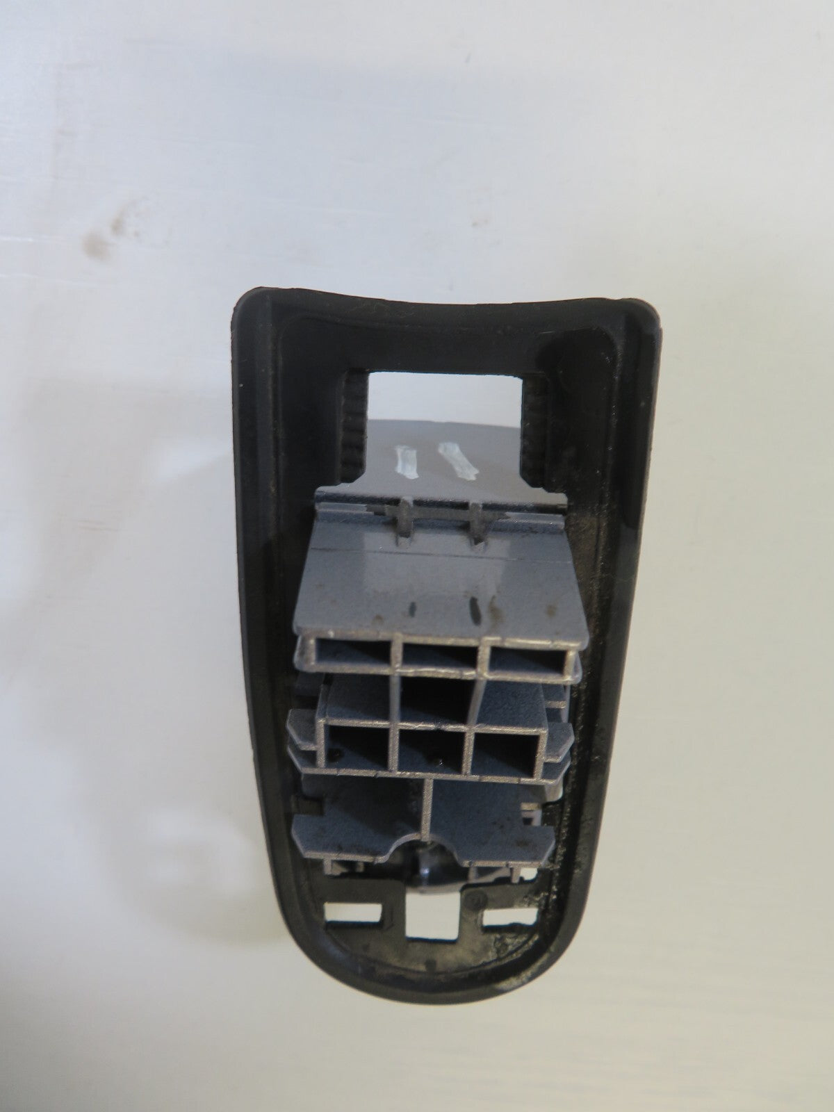 FORD C MAX GRAND NSF PASSENGER DOOR HANDLE END CAP 2011-2015 1724-11