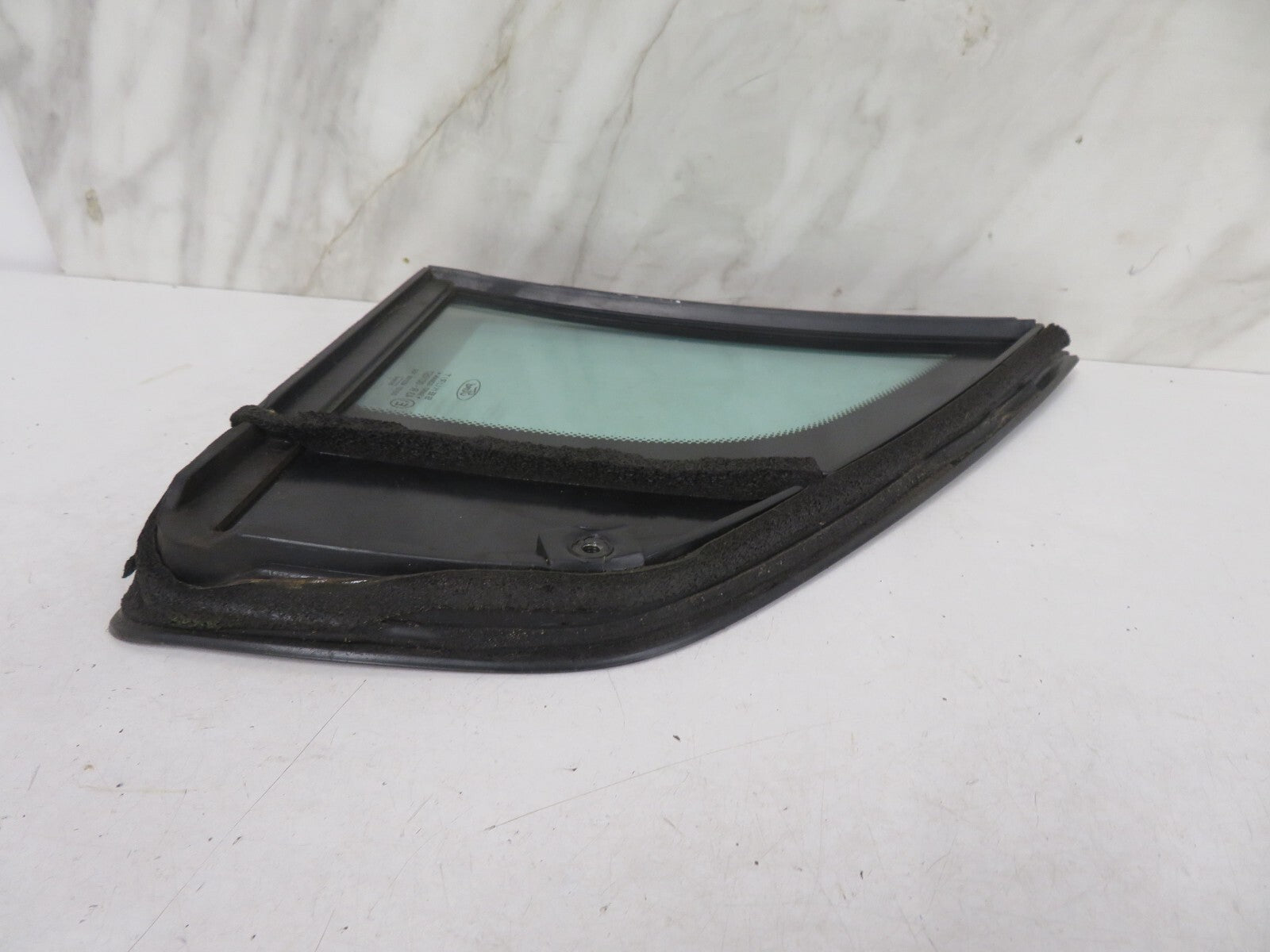 FORD MONDEO MK3 HATCHBACK OS DRIVER REAR QUARTER GLASS WINDOW 2001-2007 MX1520-4