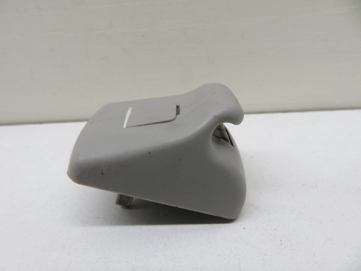 FORD MONDEO MK4 SUNVISOR CLIP 2007-2014 1734-47
