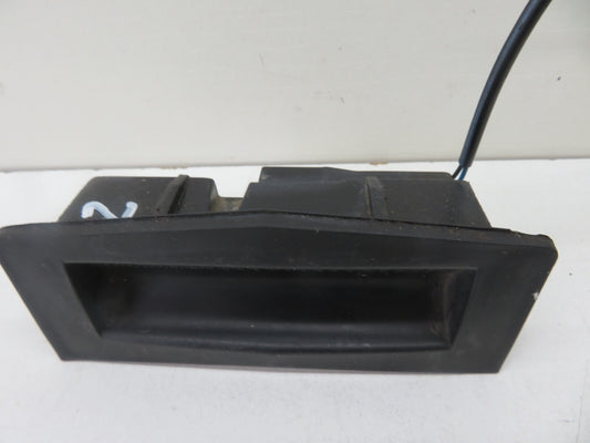 VAUXHALL ASTRA MK5 HATCHBACK BOOT SWITCH 461088395 2004-2010 1049-2