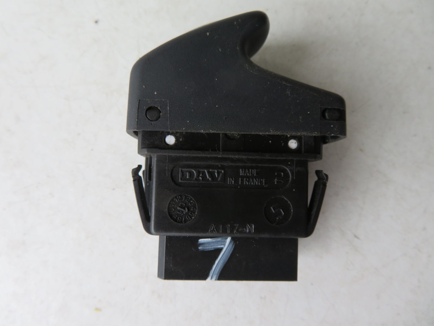 RENAULT MEGANE MK1 WINDOW SWITCH 1999-2002 A1117-7