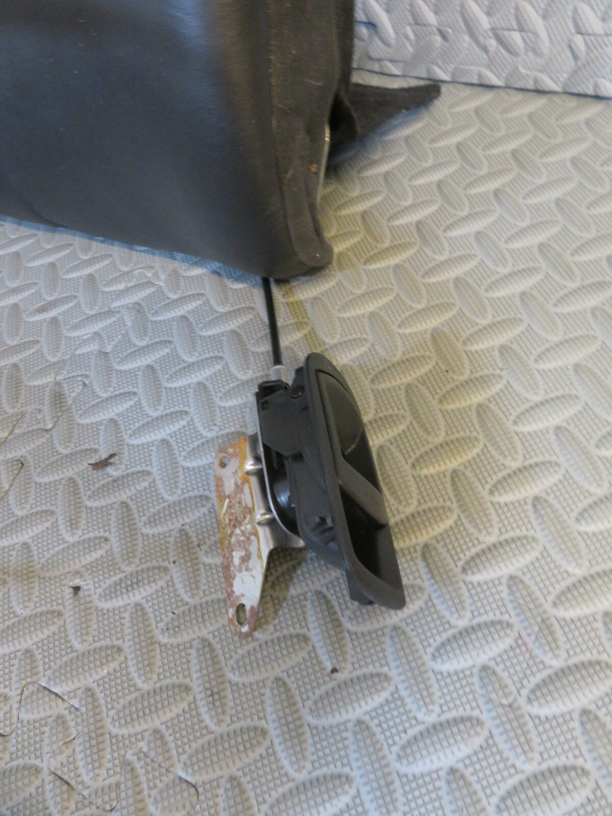 MAZDA CX7 OSR LEATHER SEAT BACK REST 2009-2012