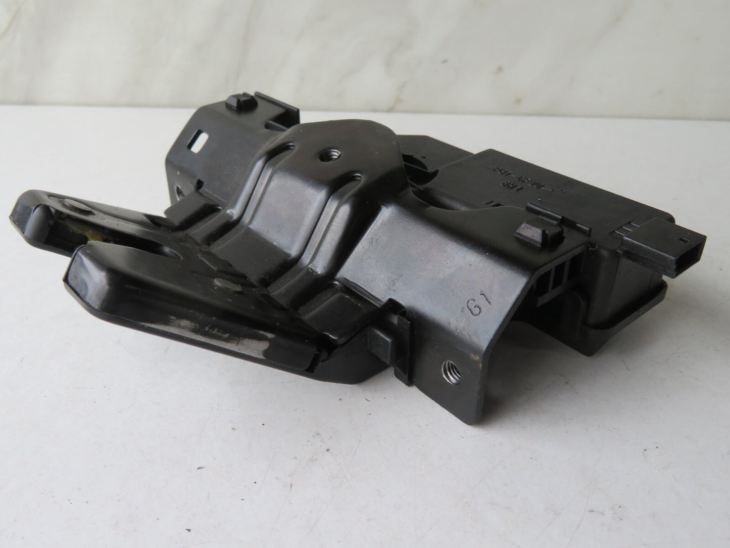 BMW E46 SALOON TAILGATE BOOT LOCK CATCH 8196401 1998-2006 A1242-9