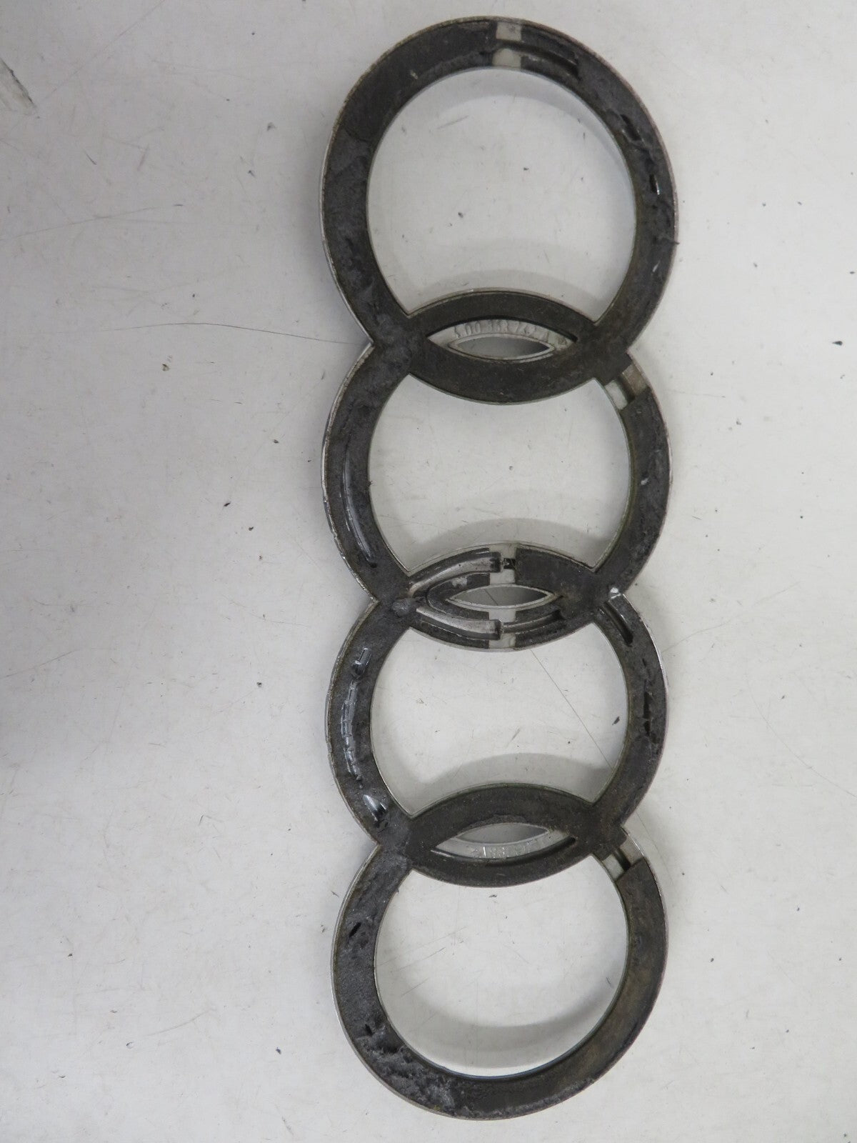 AUDI A8 D2 REAR BOOT BADGE EMBLEM 1998-2002 1515-9