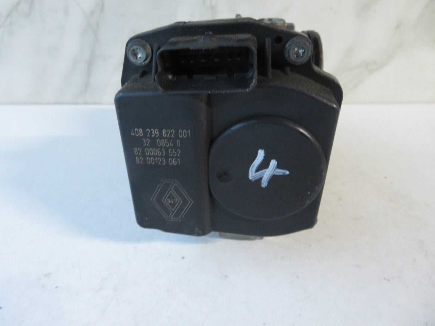 RENAULT LAGUNA 1.8 THROTTLE BODY 820063652 2001-2005 AMS1433-4