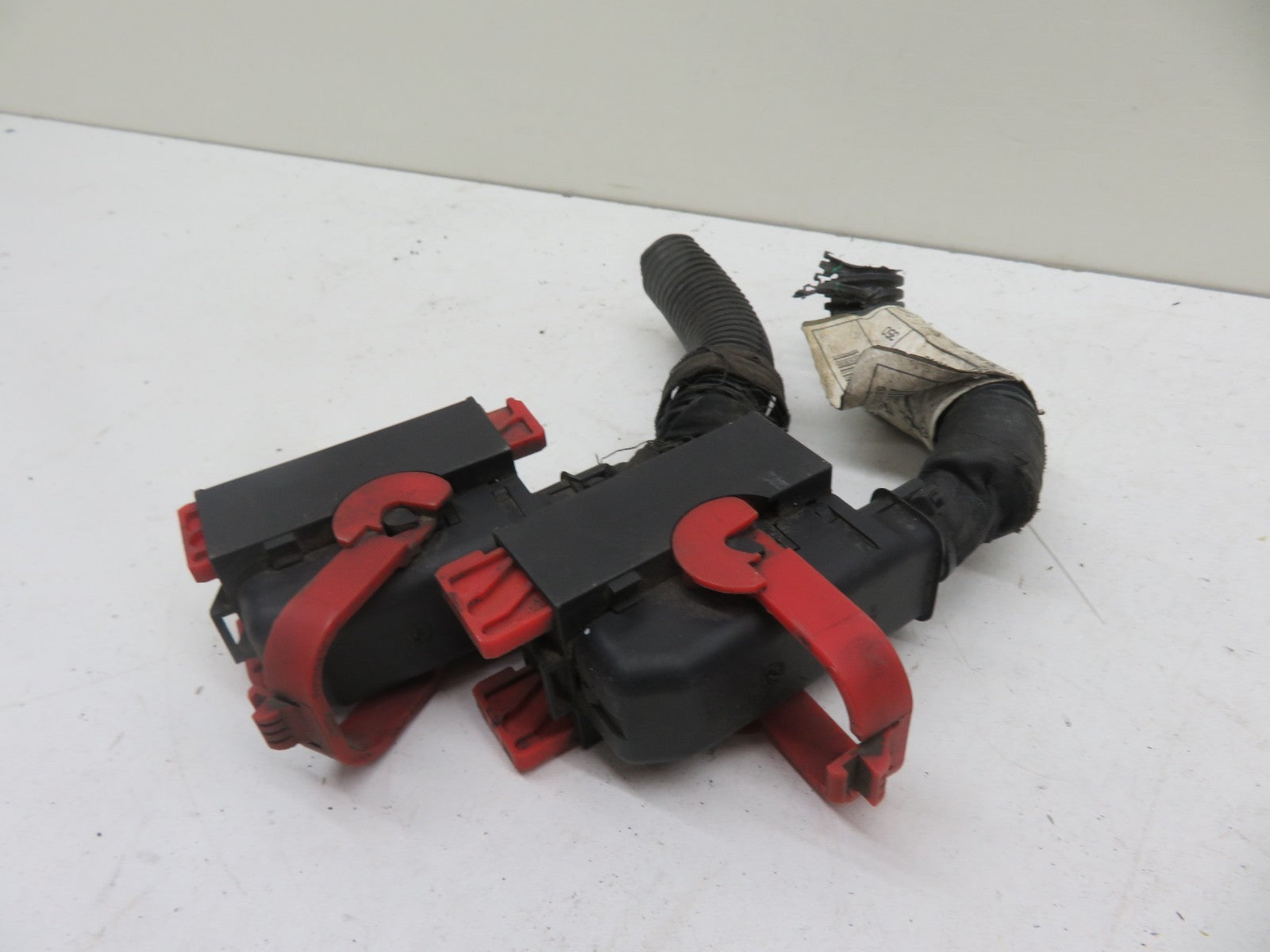 FIAT 500 ENIGNE ECU PLUGS CUT LOOM 2007-2012 1854-7