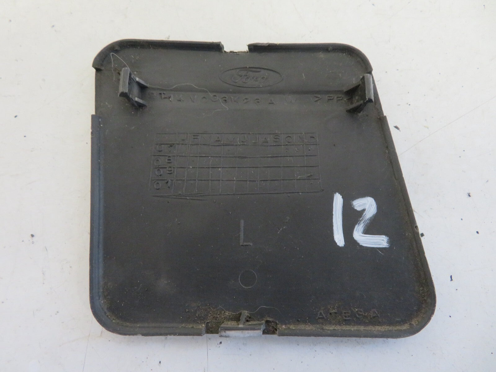 FORD TRANSIT CONNECT REAR TOW EYE COVER 2T14V003K23AW 2002-2006 1501-12