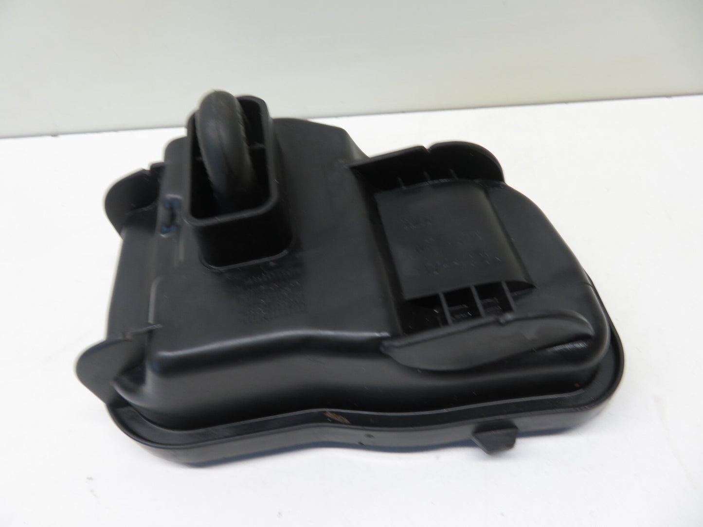 PORSCHE CAYENNE 955 NS PASSENGER HEADLIGHT BULB COVER TRIM  2003-2006 1804-4