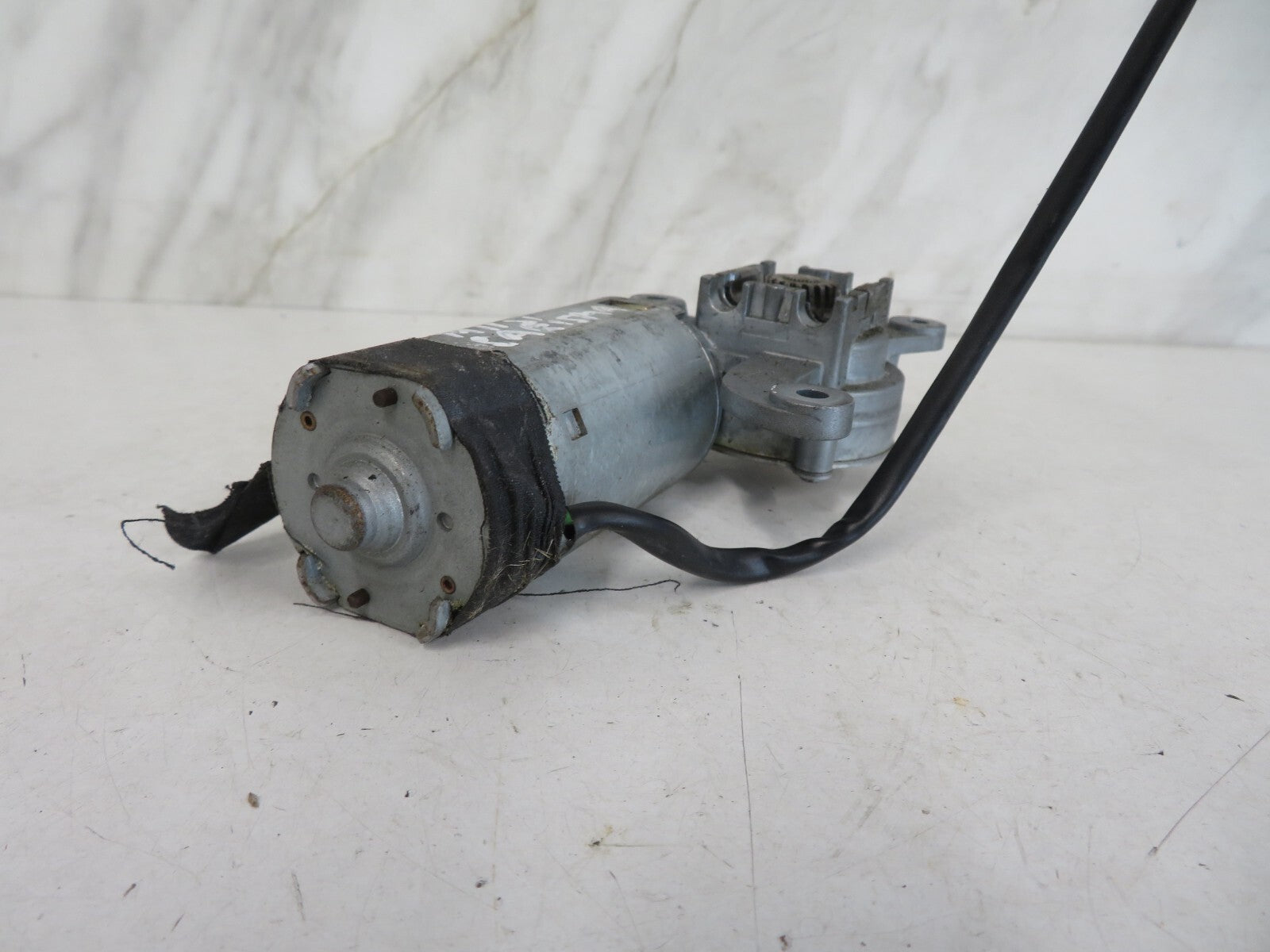 MITSUBISHI CARISMA SUN ROOF MOTOR 404.142  MIX1644-5