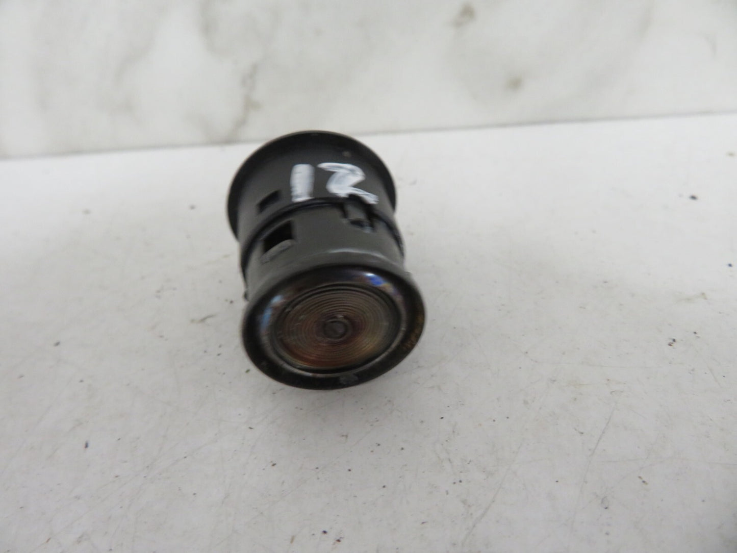 AUDI A8 D2 CIGARETTE LIGHTER 1998-2002 A1652-12