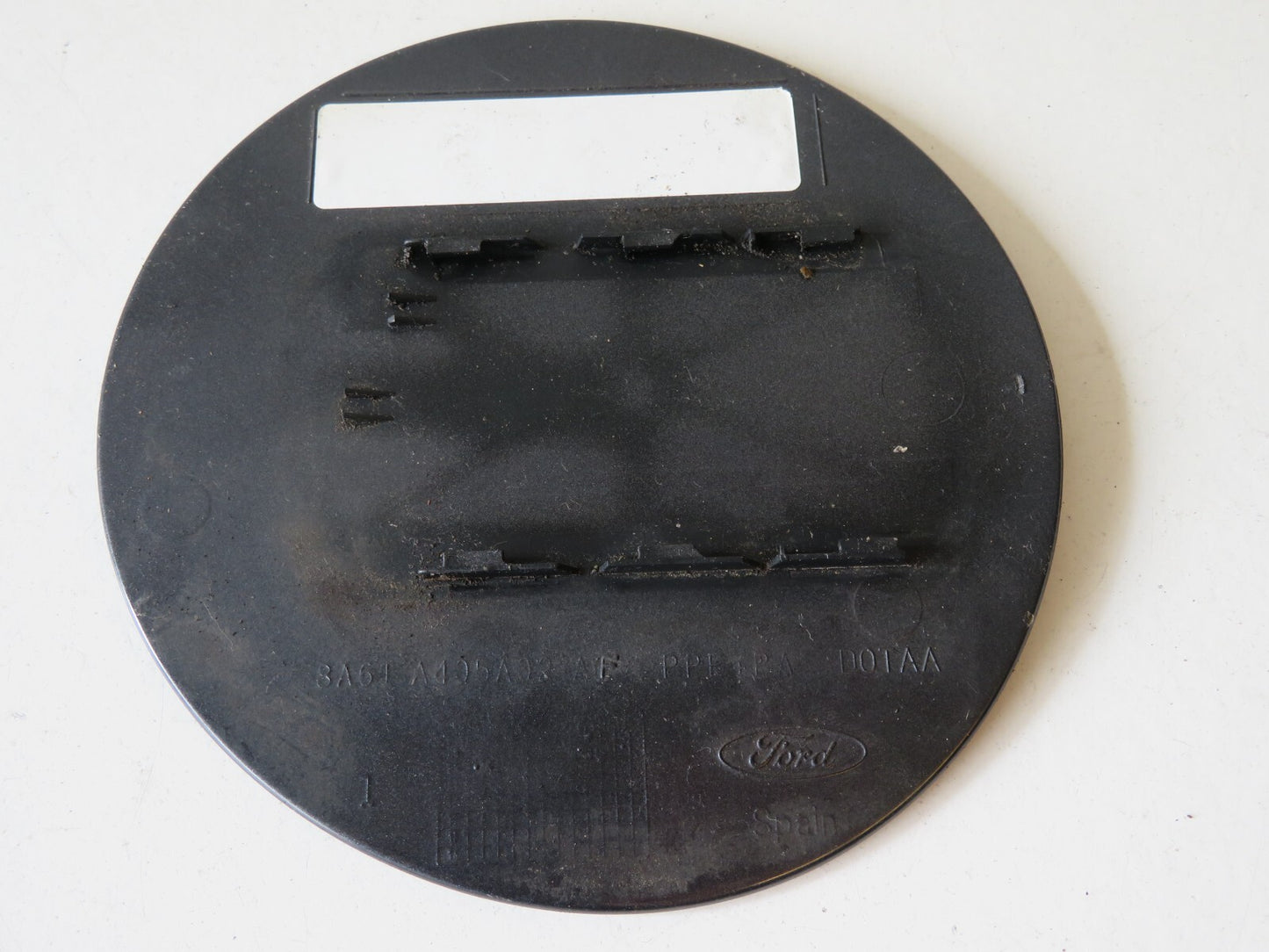 FORD FIESTA MK7 ZETEC S FUEL FLAP IN GREY PRE FACELIFT (SEE PHOTOS) 2009-2012