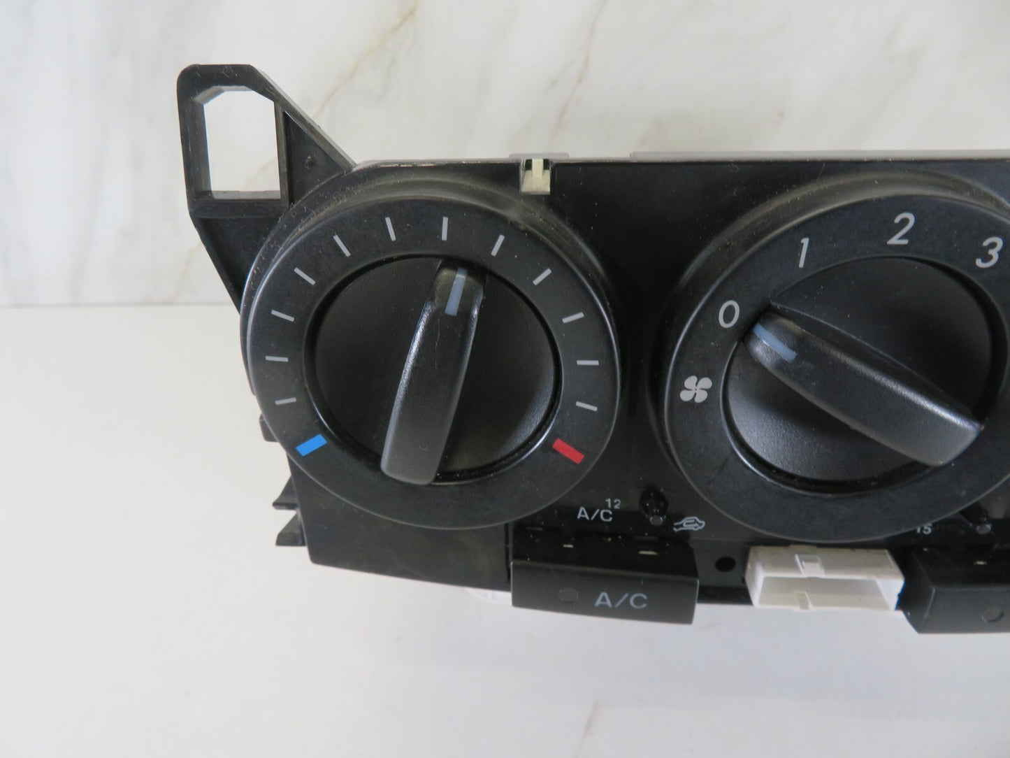 MAZDA 5 MPV HEATER CLIMATE CONTROLS 2005-2010 A1320-8