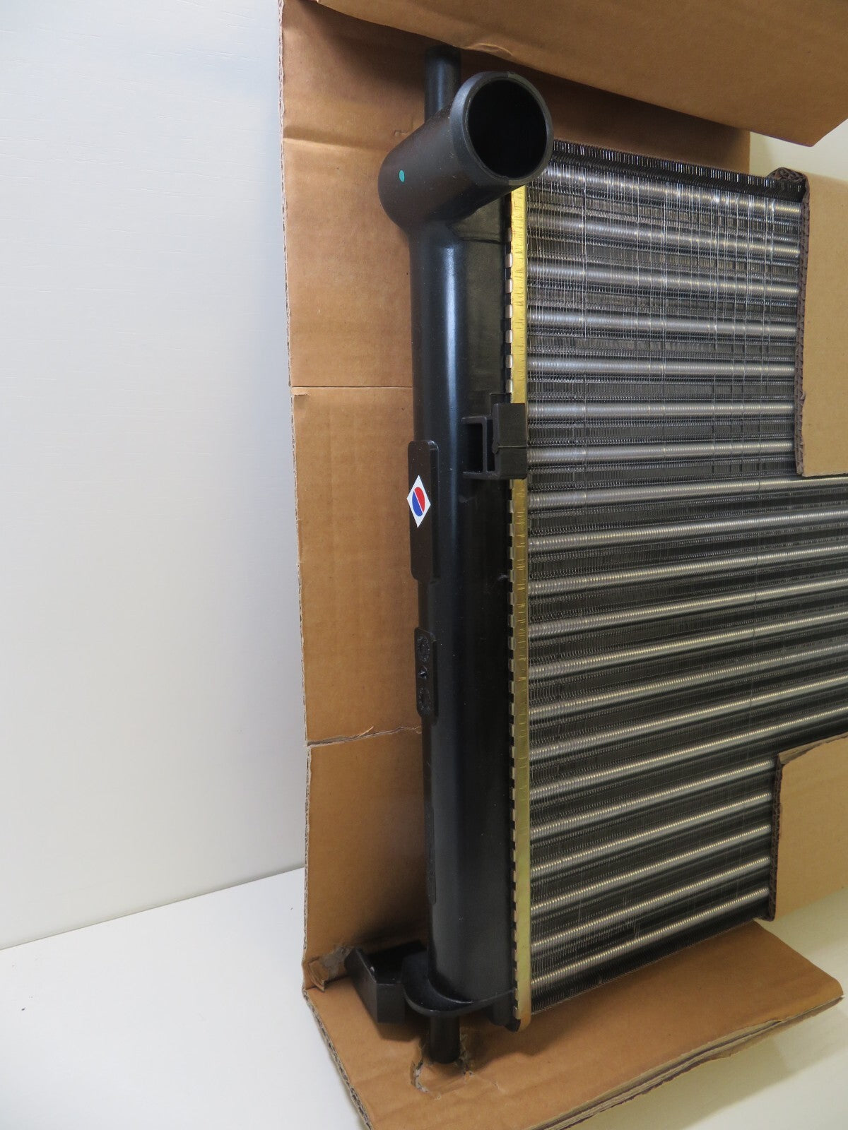 ENGINE COOLING RADIATOR FOR VW BEETLE VWA2174 1999-2004