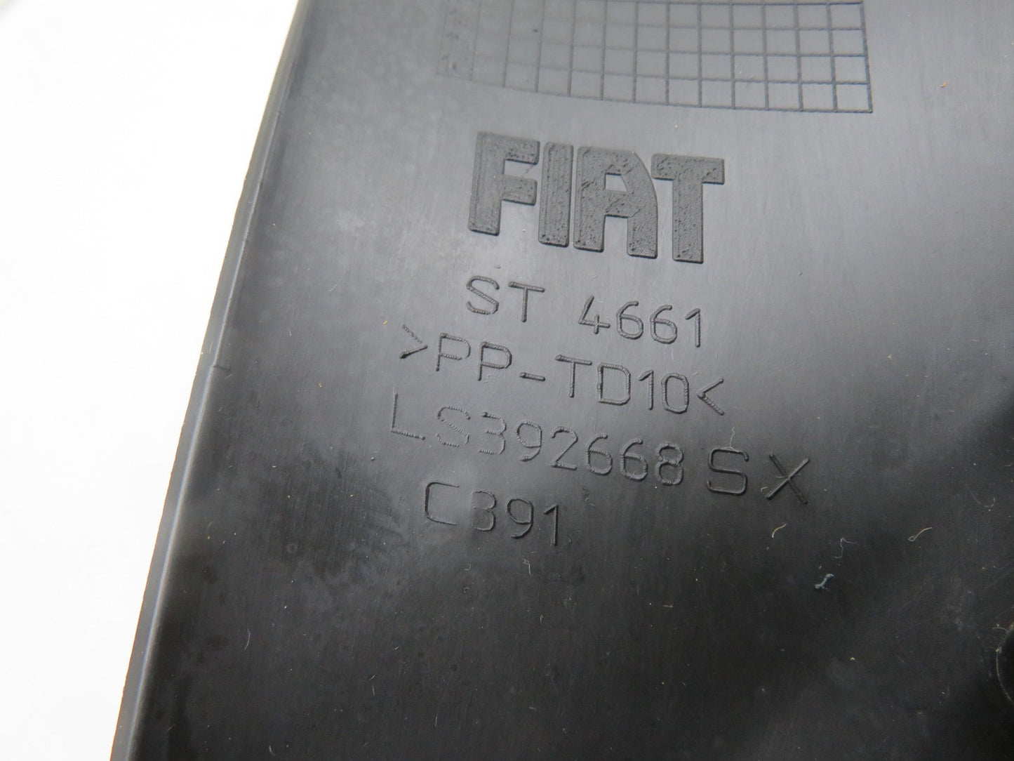 FIAT 500 NS PASSENGER INTERIOR A PILLAR TRIM INTERSCOPE  2007-2012