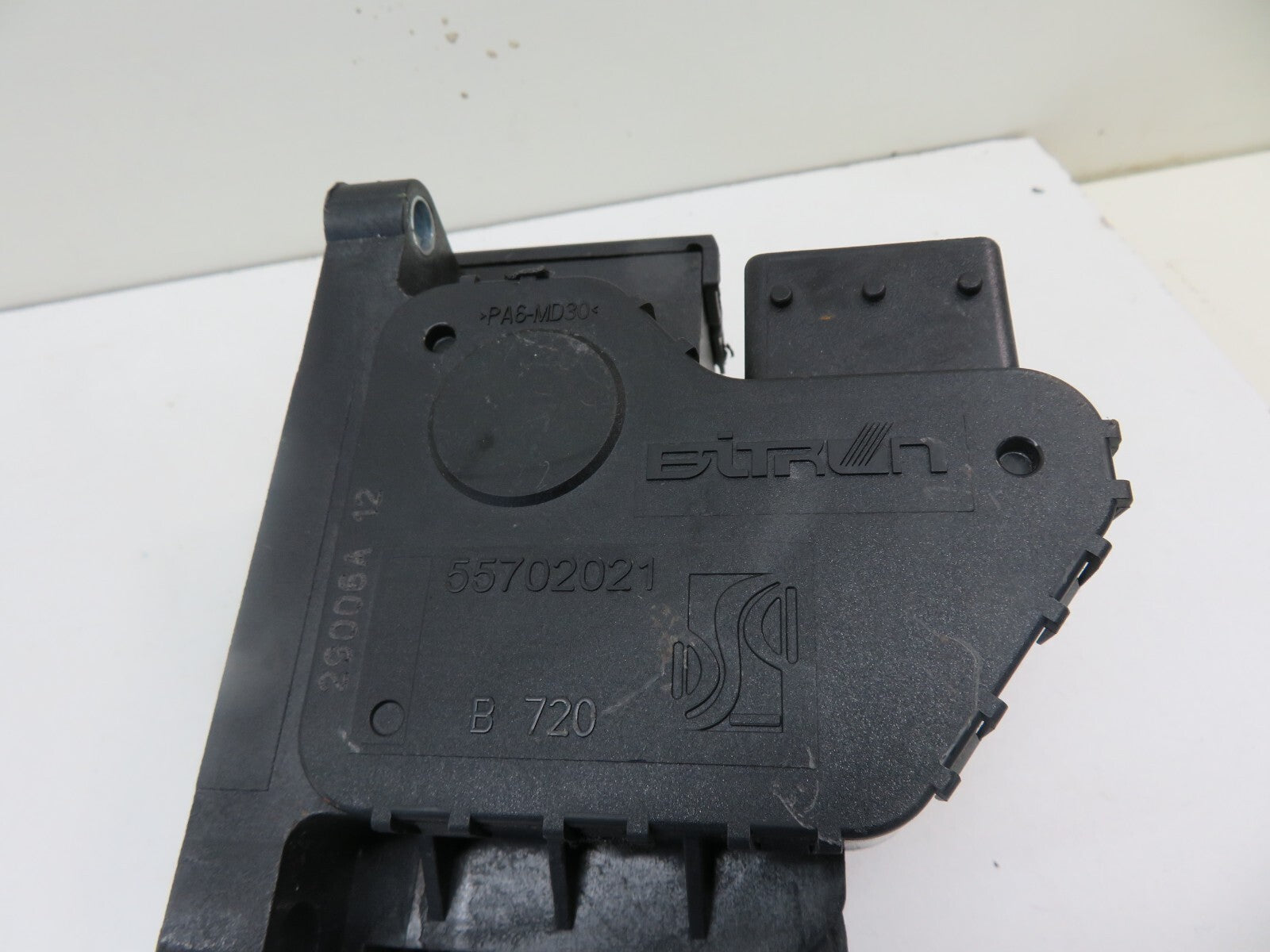 VAUXHALL CORSA D THROTTLE PEDAL 55702021 2006-2011 1700-11