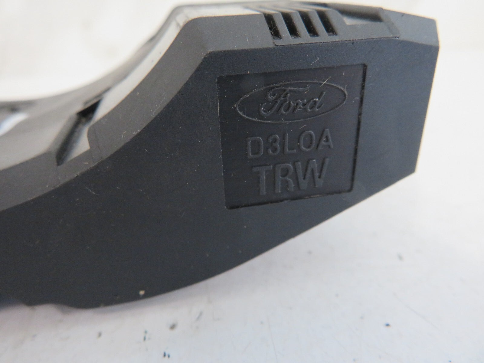 FORD FOCUS AC WINDOW DEMIST SWITCHES 98AG-19A945-CH 1998-2005 MIX1236-3